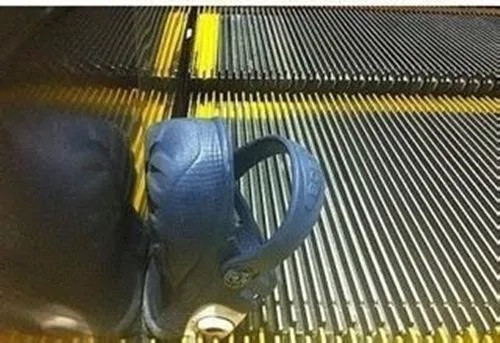 这种凉鞋很危险，夏天给孩子买鞋，千万注意这5点！