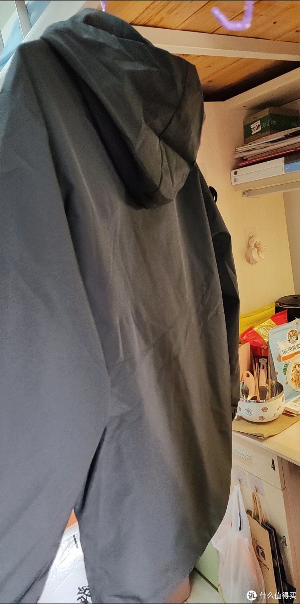 打工人早春必备：回力防风防水冲锋衣